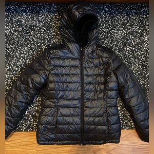 Women’s Small Shiny Puffer Jacket with hood